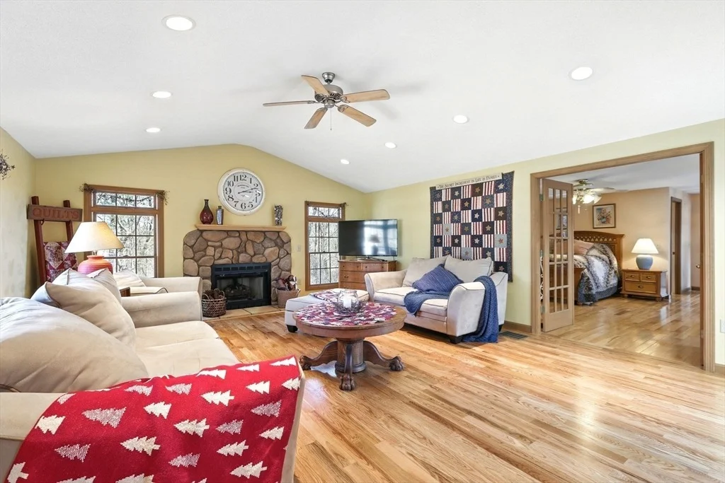 Photo of 65 Quarry Rd