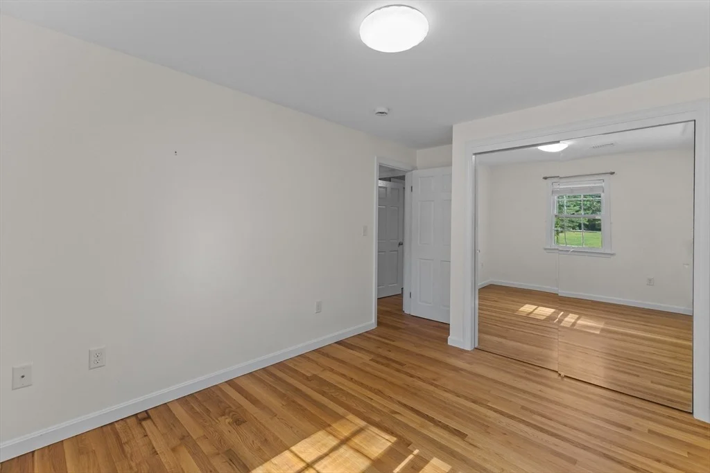 Photo of 627 Main St