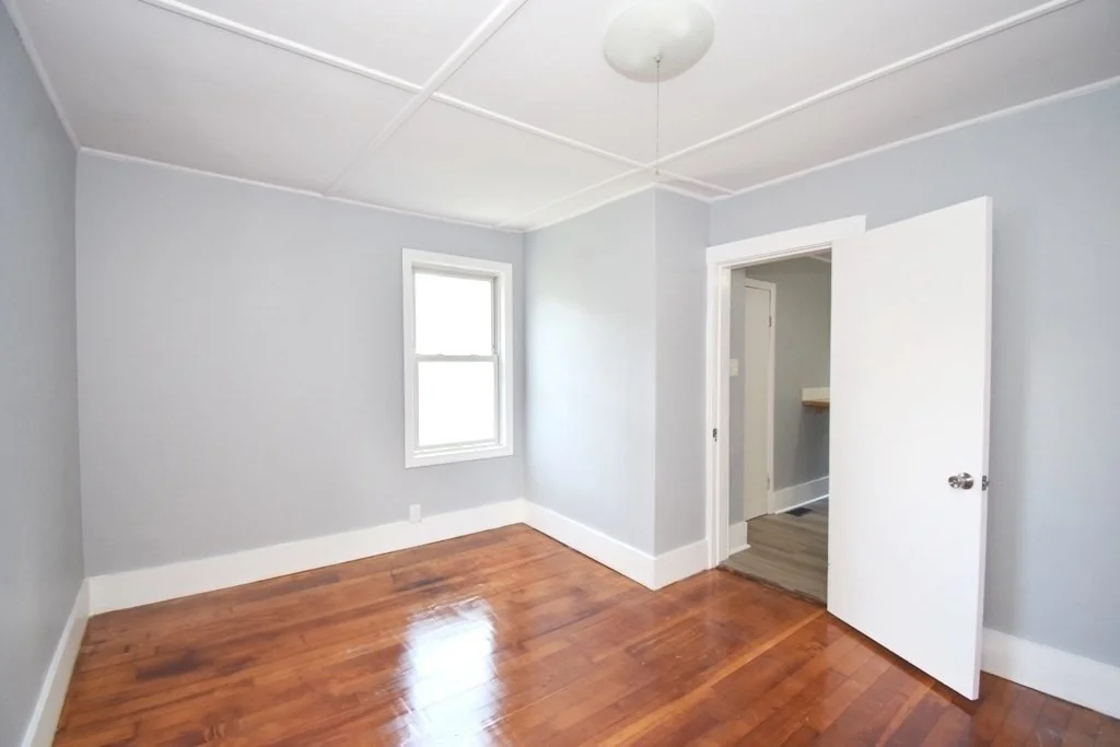 Photo of 433 Putnam Hill Rd