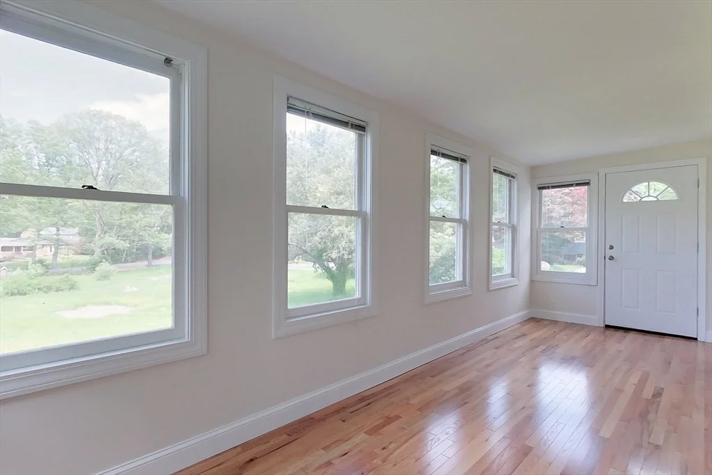 Photo of 92 Squannacook Rd