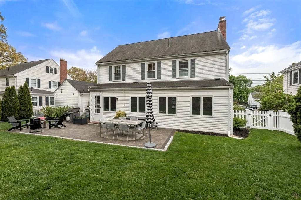 Photo of 60 Marilyn Rd