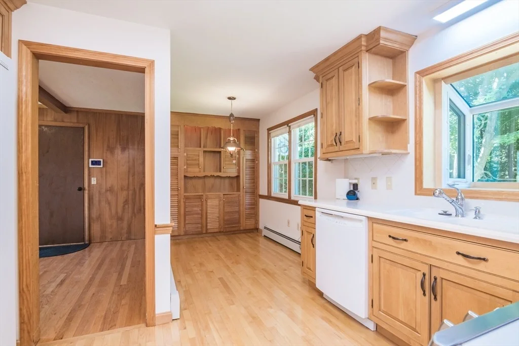 Photo of 208 Rolling Ridge Rd