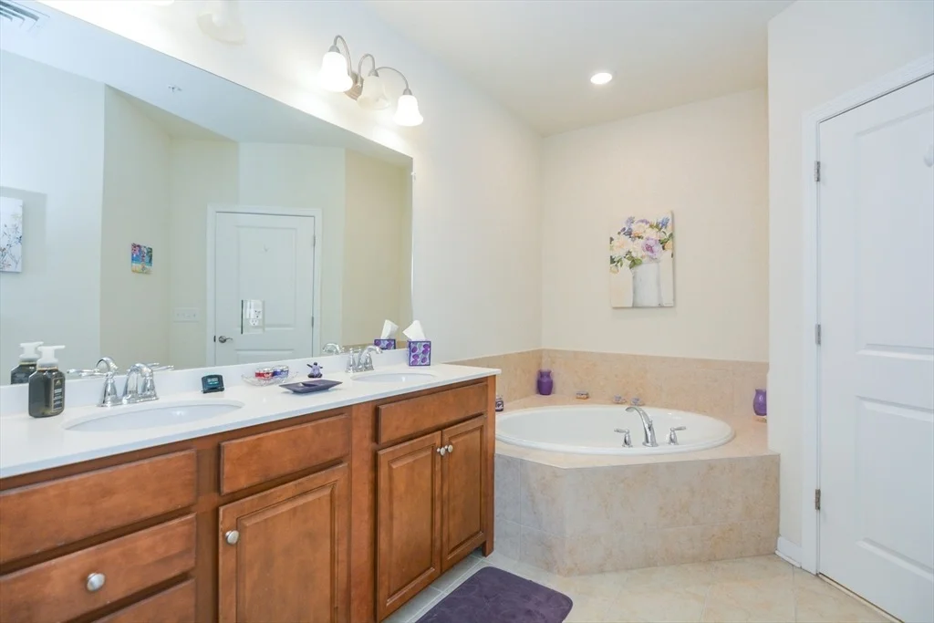 Photo of Unit 2003 at 62 Abigail Way