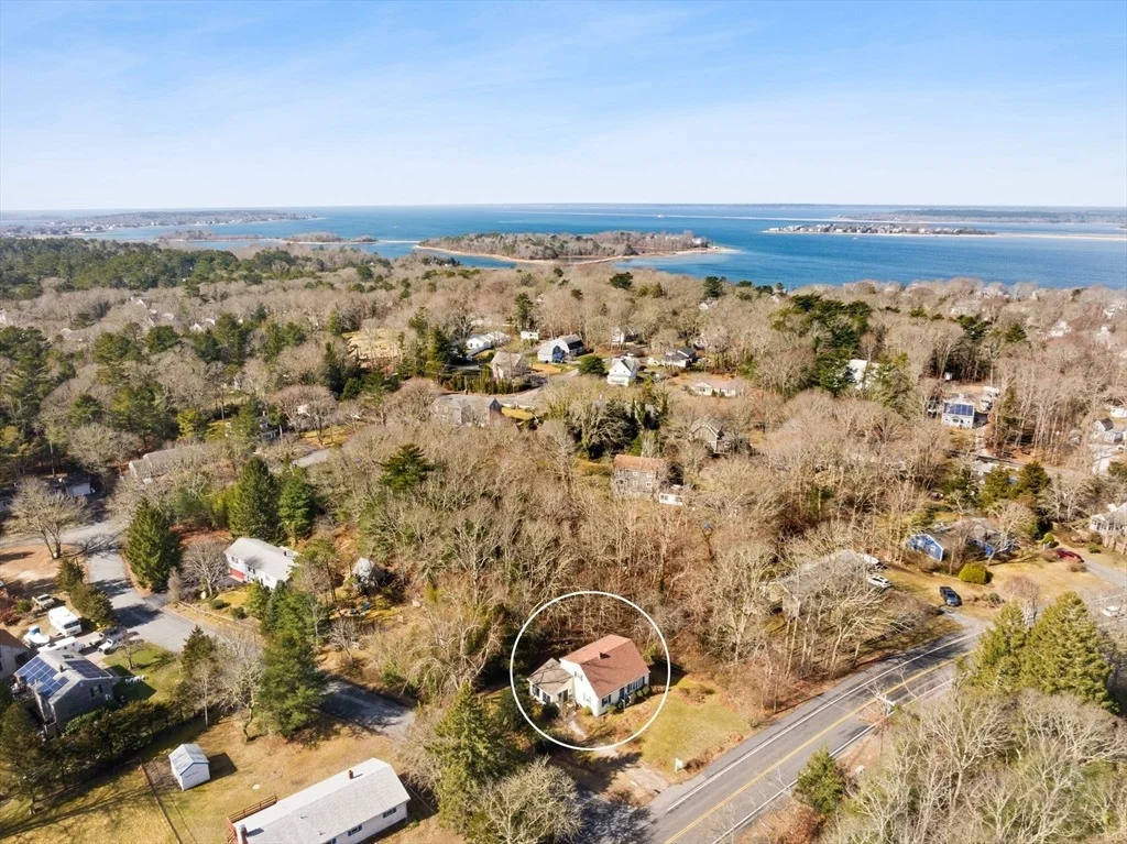 Photo of 14 Clay Pond Rd