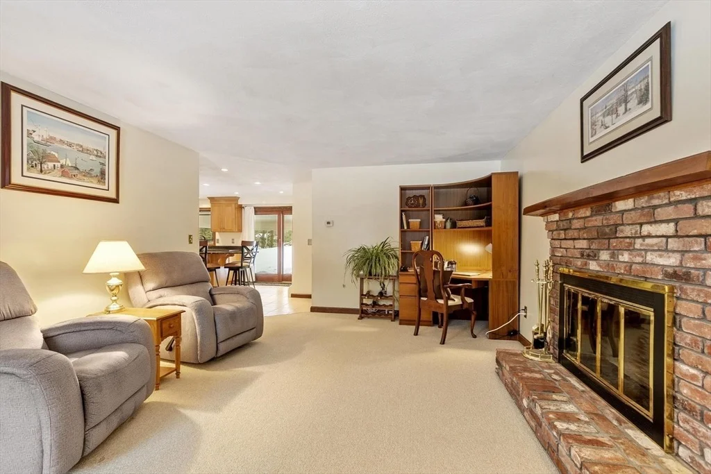 Photo of 53 Throne Hill