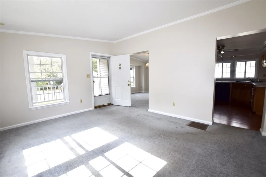 Photo of 2 Edgewood Circle