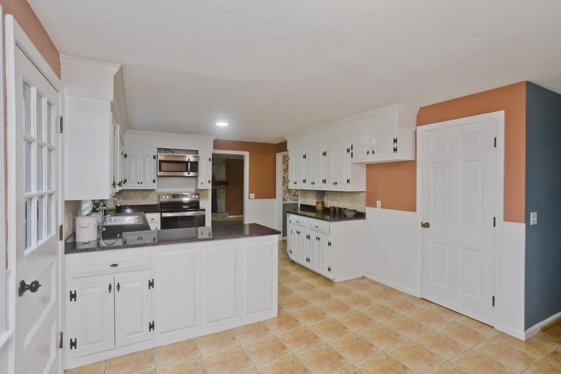 Photo of 323 Bennett Rd.