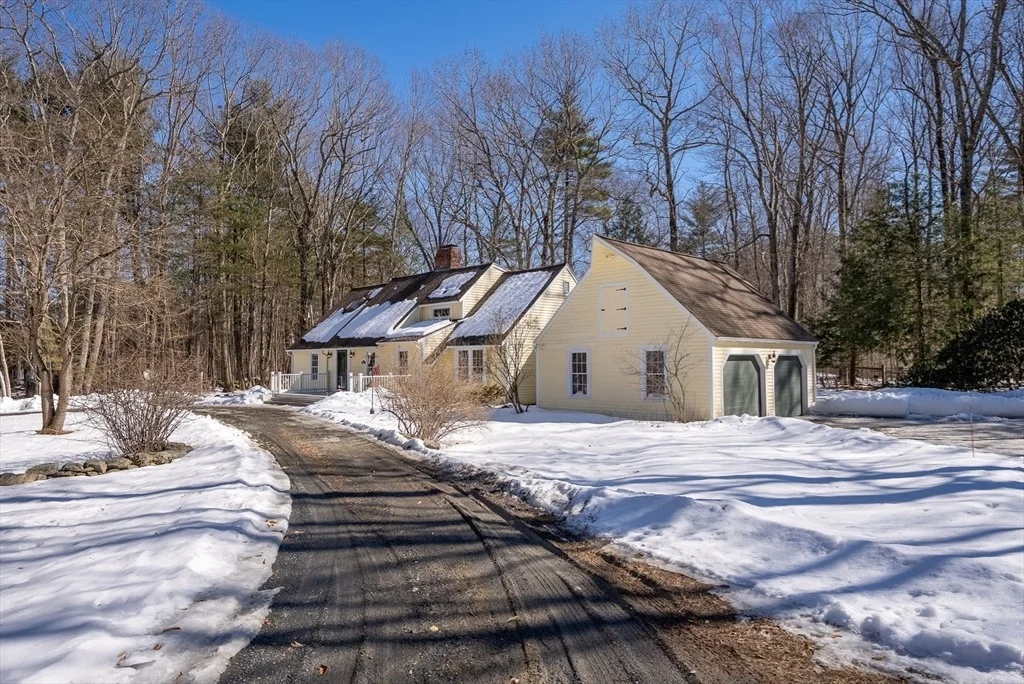 Photo of 125 West Bare Hill Road
