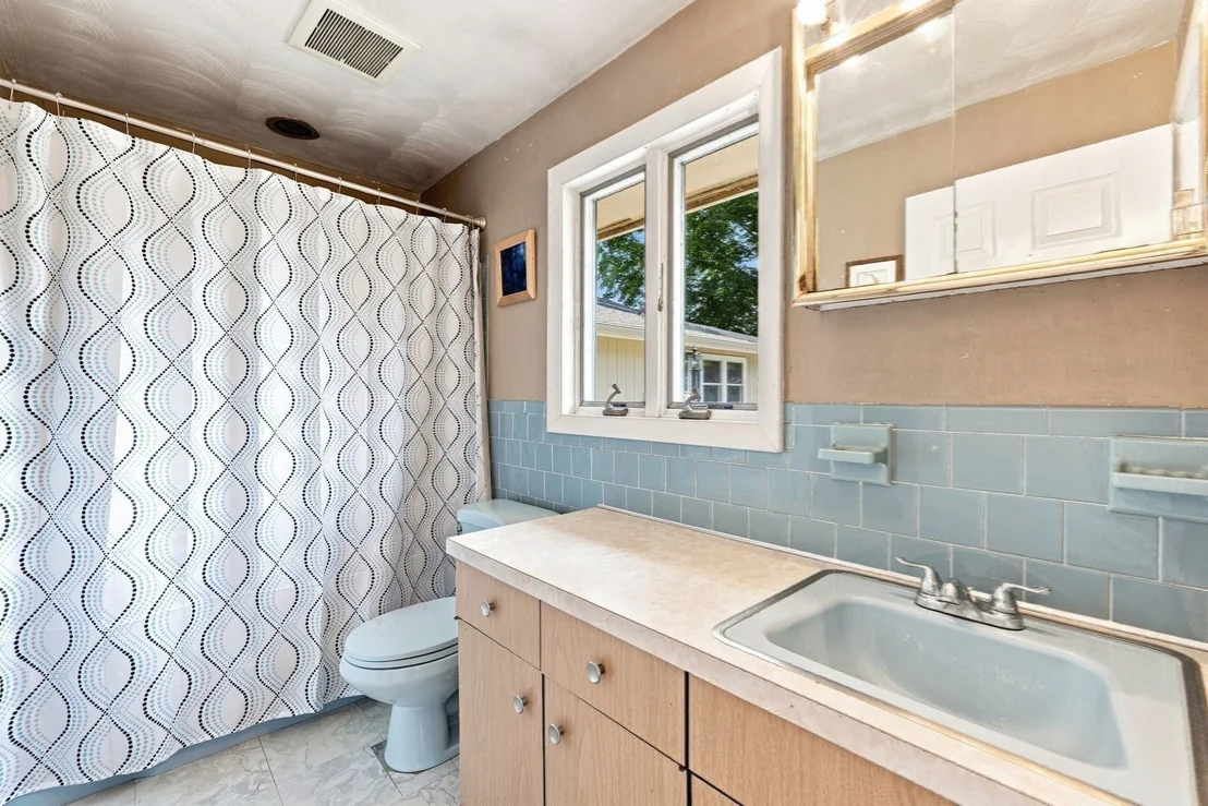 Photo of 188 Baldwin Ave