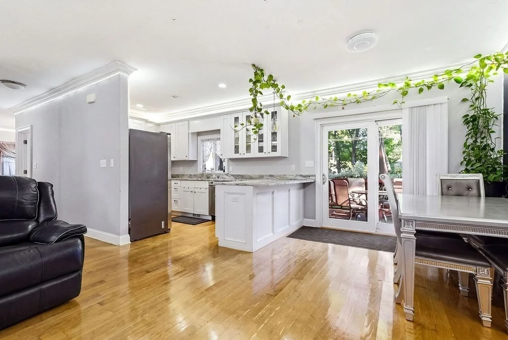 Photo of 116 Common St