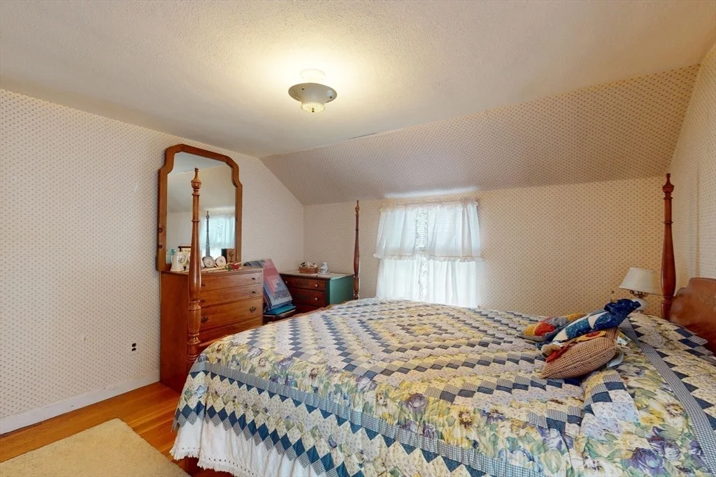 Photo of 157 Gillette Avenue