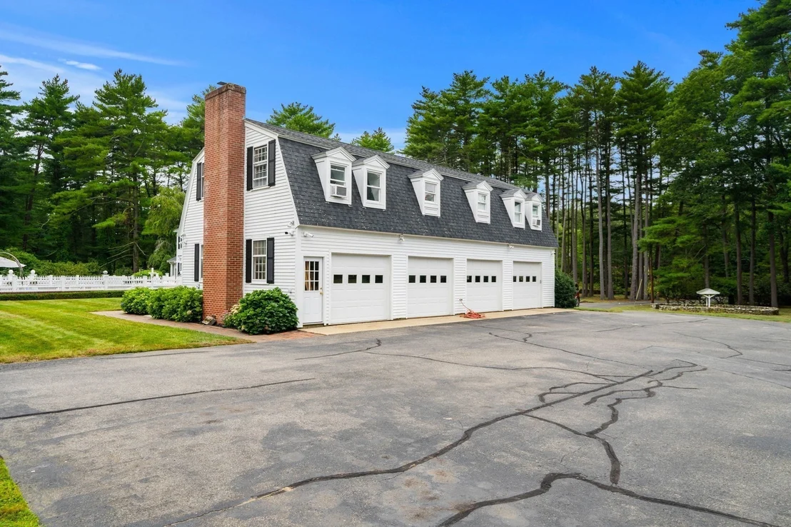 Photo of 28 Pineswamp Rd