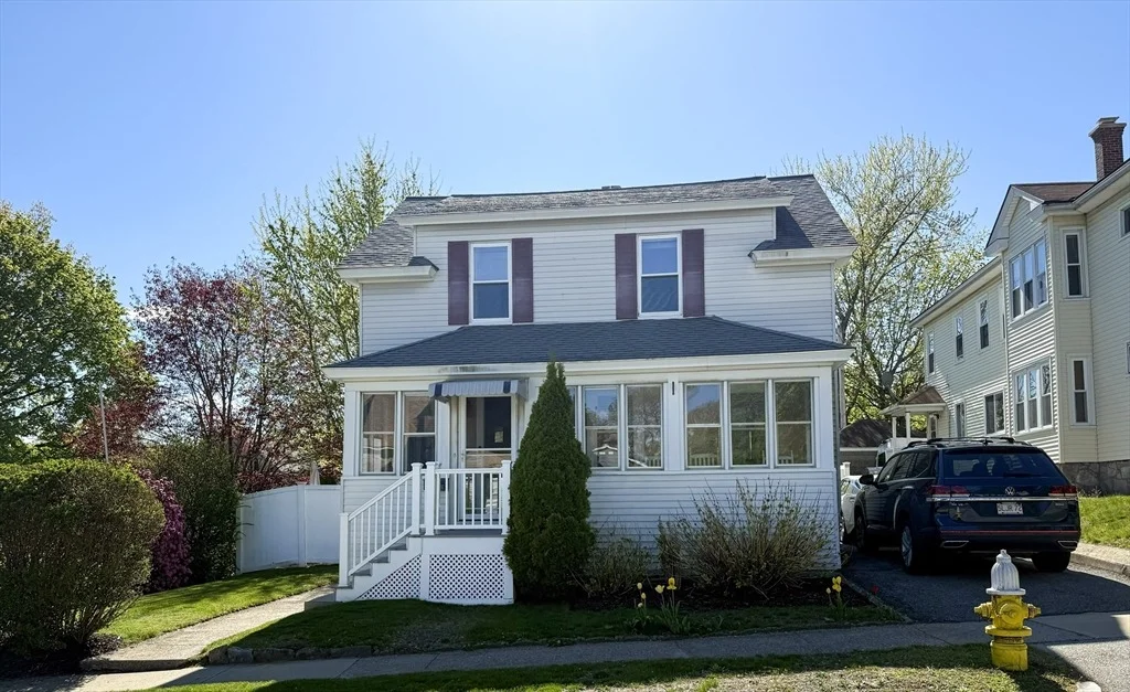 Photo of 12 Lamar Ave