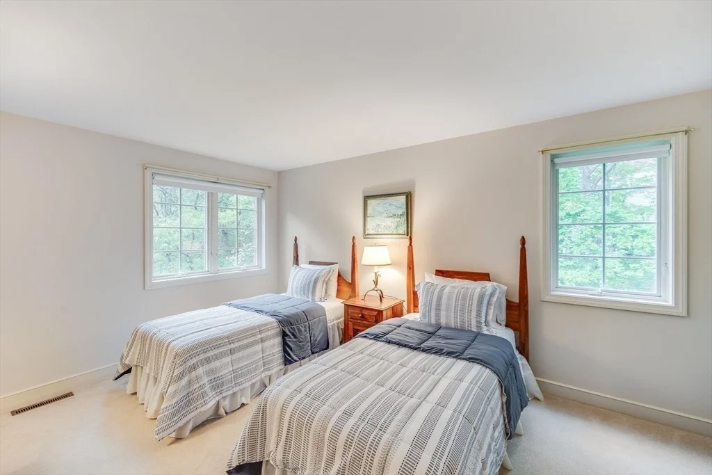 Photo of 20 Crestview Circle