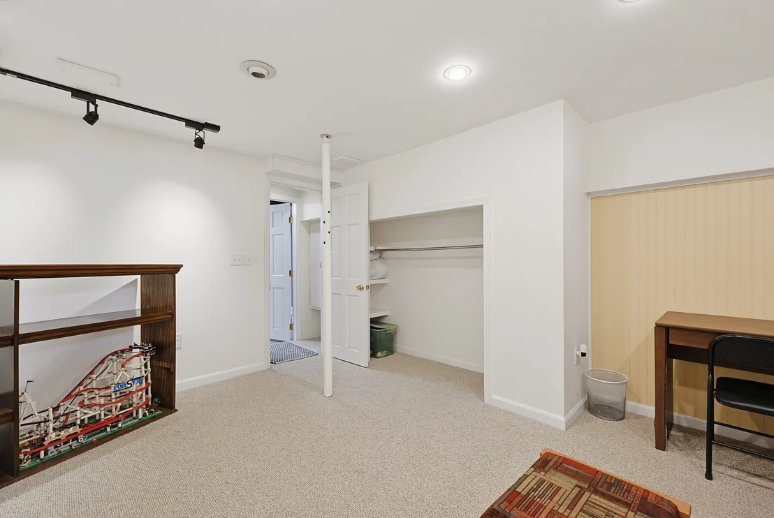 Photo of 218 County St.