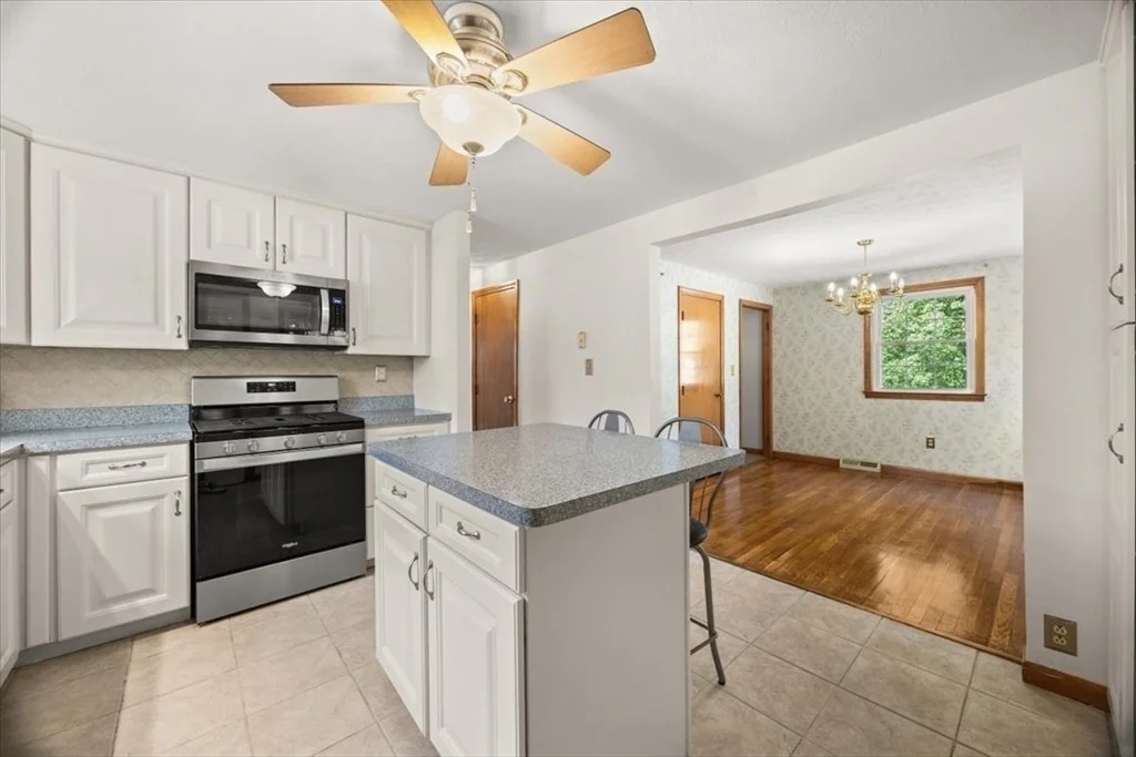 Photo of 7 Glen Echo Blvd