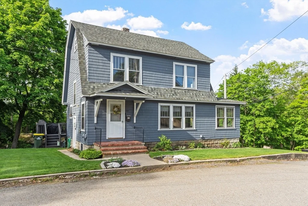 Photo of 147 Wallingford Ave