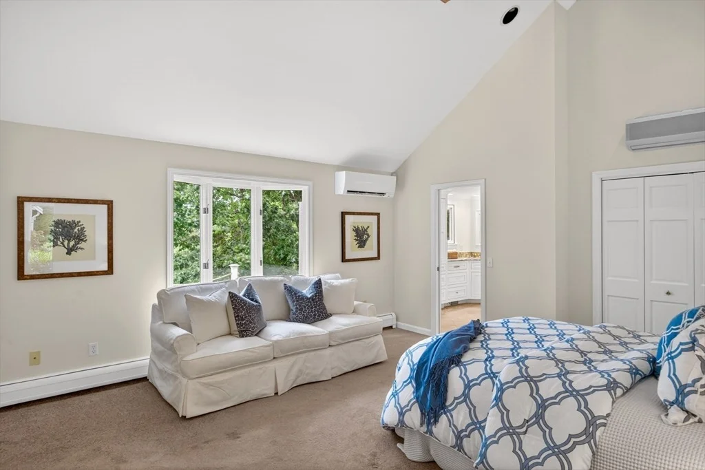 Photo of 22 Blake Ln