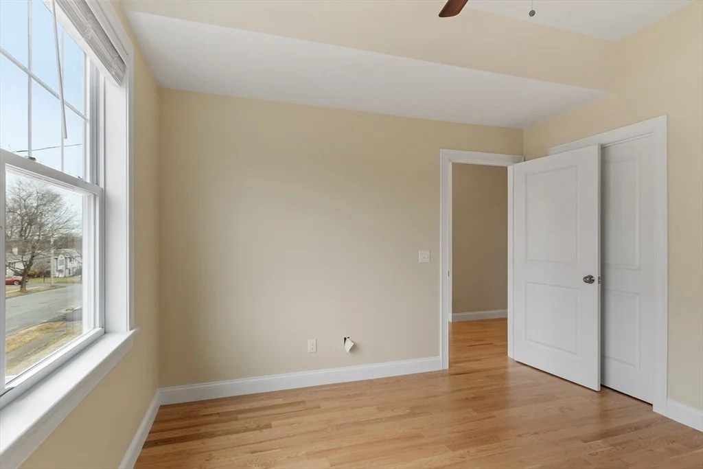 Photo of 23 Leslie Rd