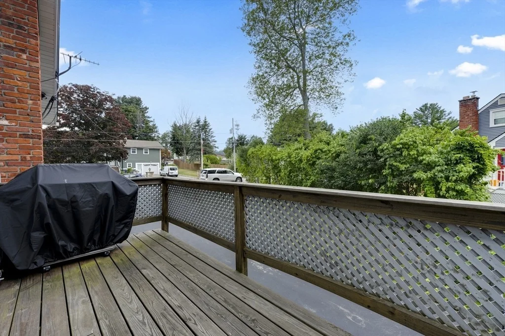 Photo of 28 Yale Dr