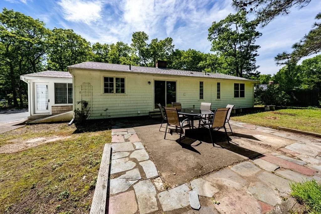 Photo of 844 Shootflying Hill Rd