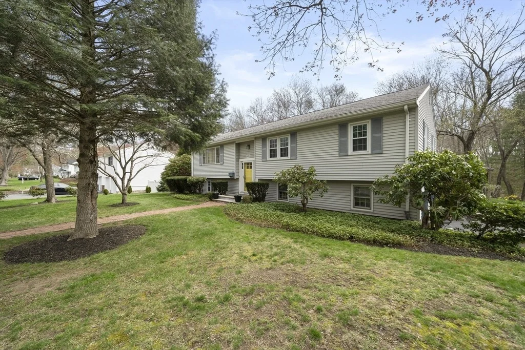 Photo of 65 Stanford Drive