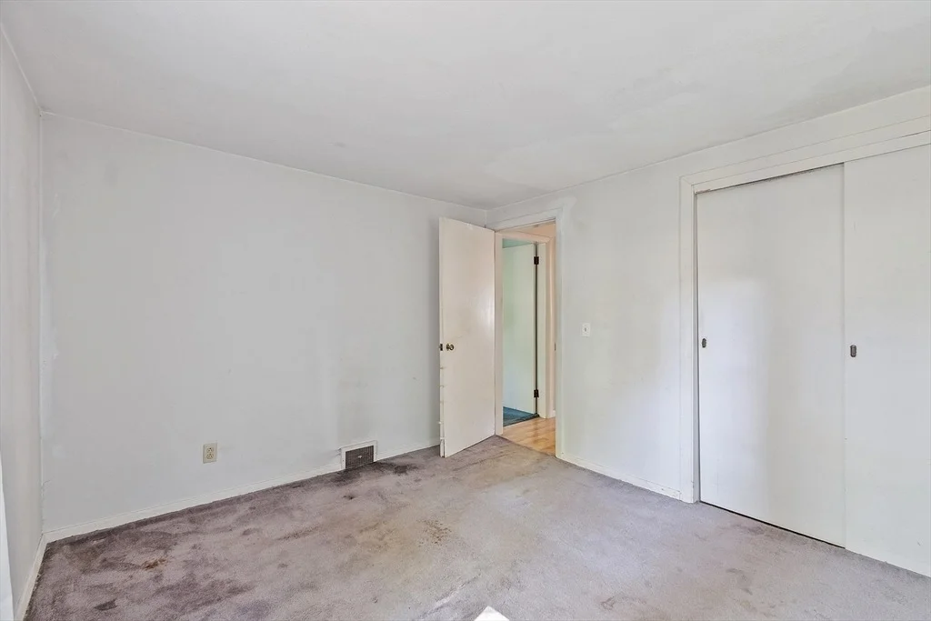 Photo of 15 Moore Road