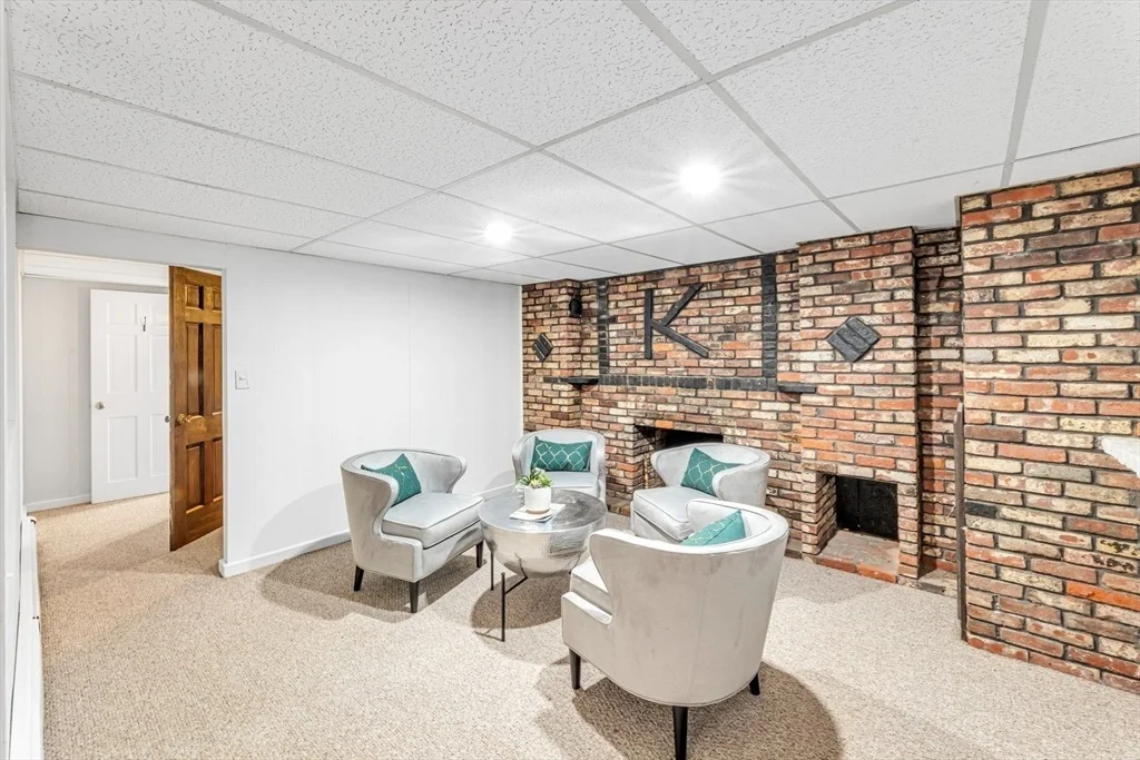 Photo of 12 Walters Ave
