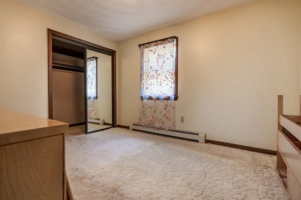 Photo of 1244 Globe Street