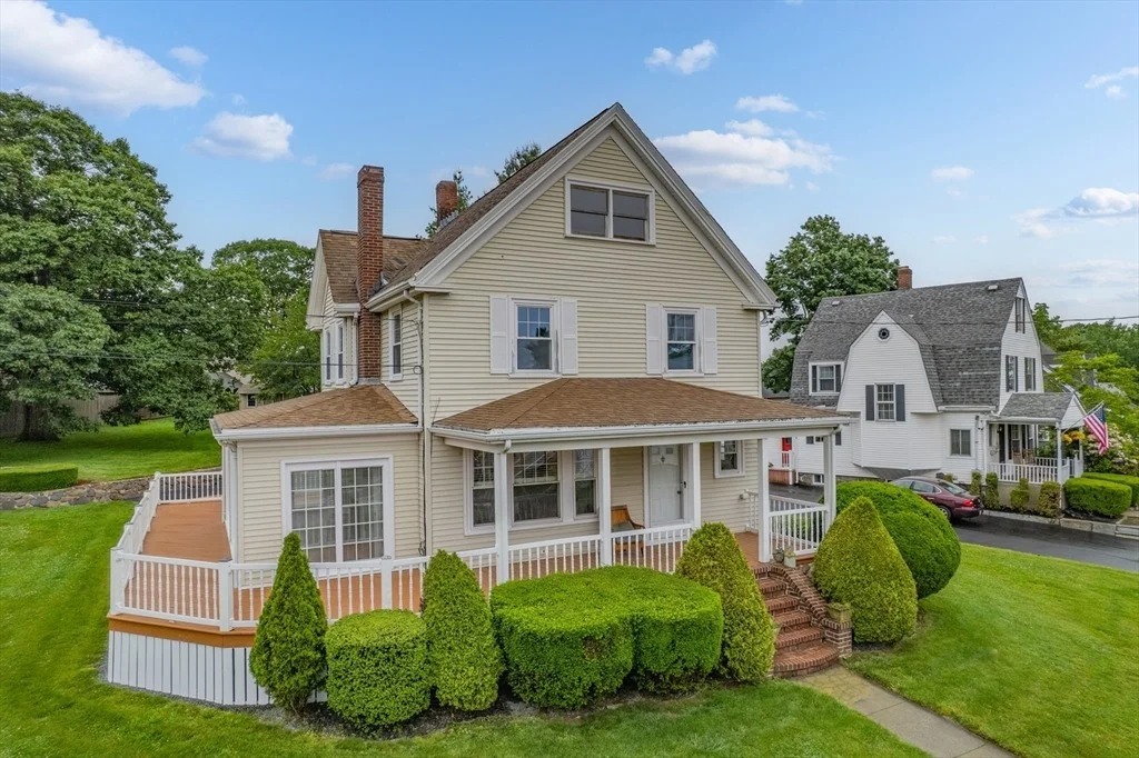 Photo of 2 Howard St.
