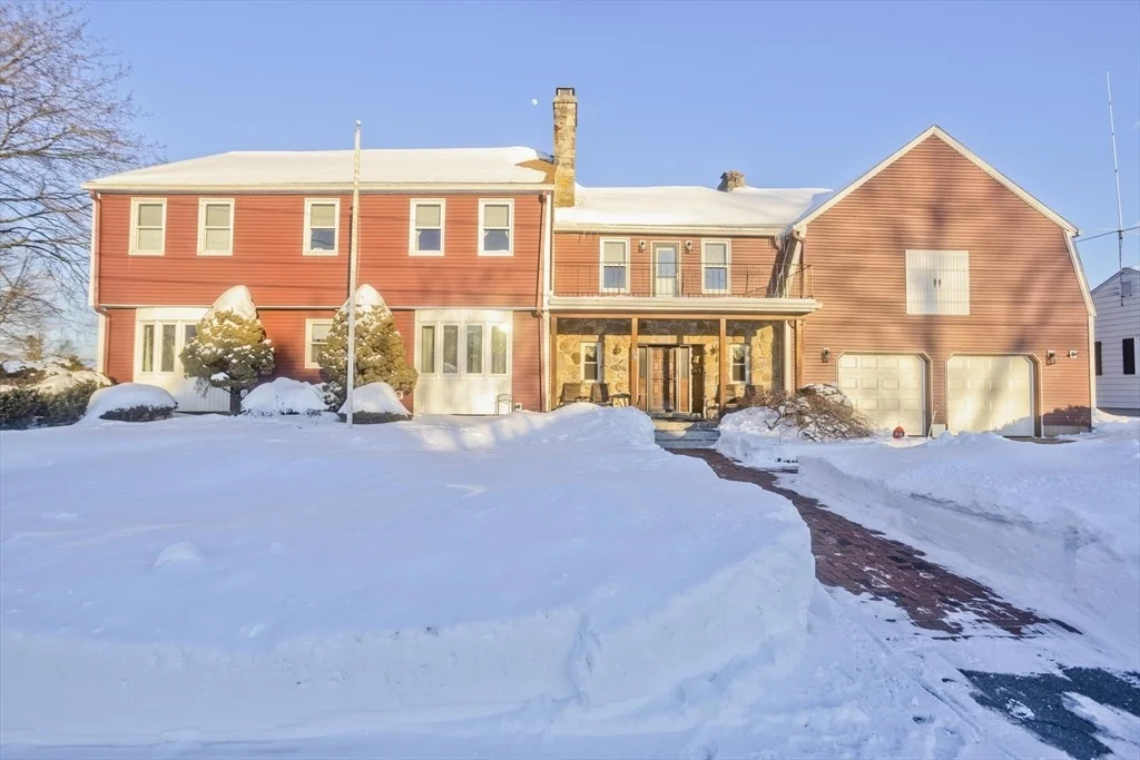 Photo of 119 Oakridge St.