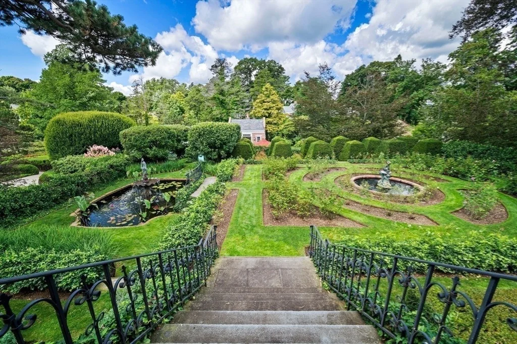 Photo of 17 Crowninshield Road