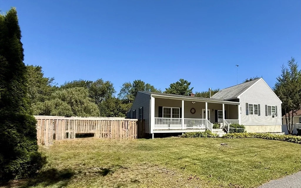 Photo of 27 Mayflower Circle