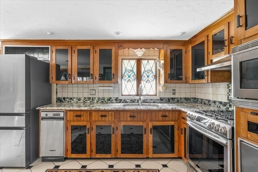 Photo of 28 Lawrence Rd