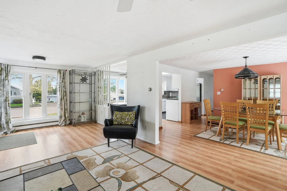 Photo of 94 Edgewater Drive
