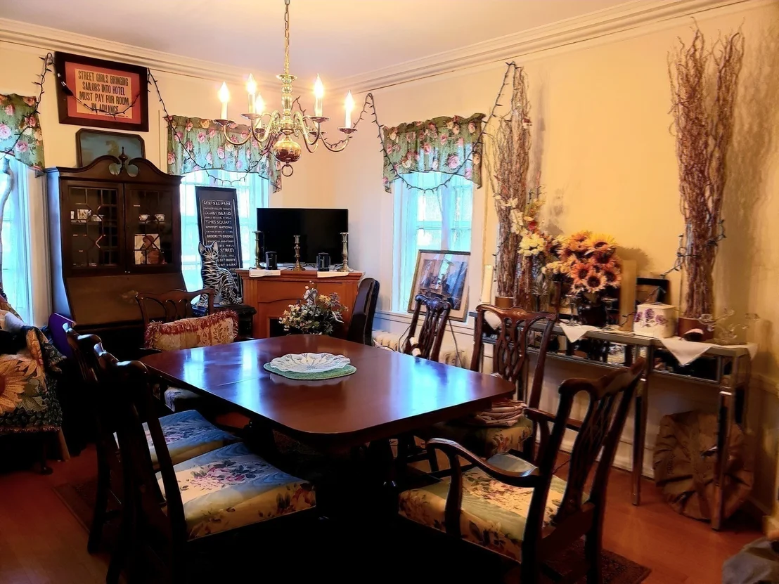 Photo of 112 Franklin St