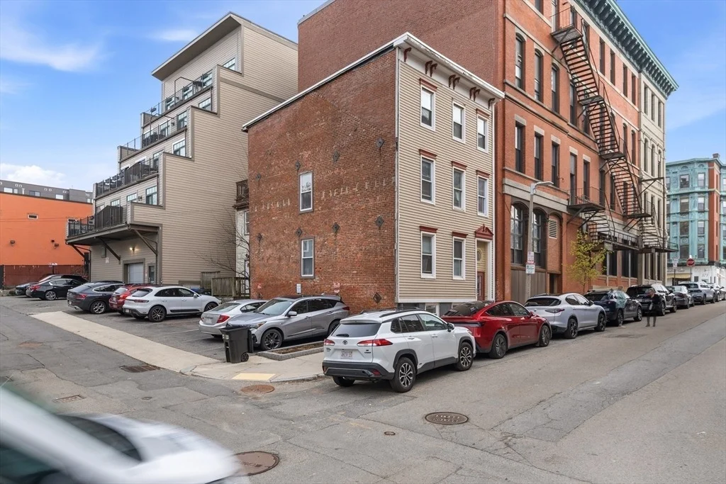 Photo of Unit 2 at 331 E St