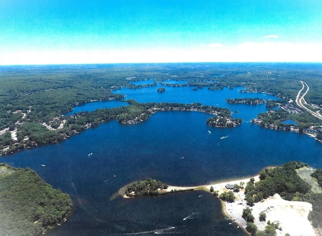 Photo of 8 Long Island
