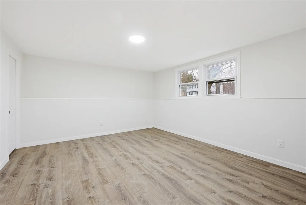 Photo of 58 Ray Ave
