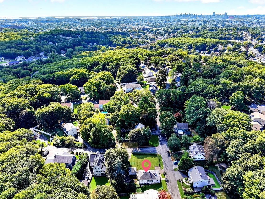 Photo of 83 Beacon Street