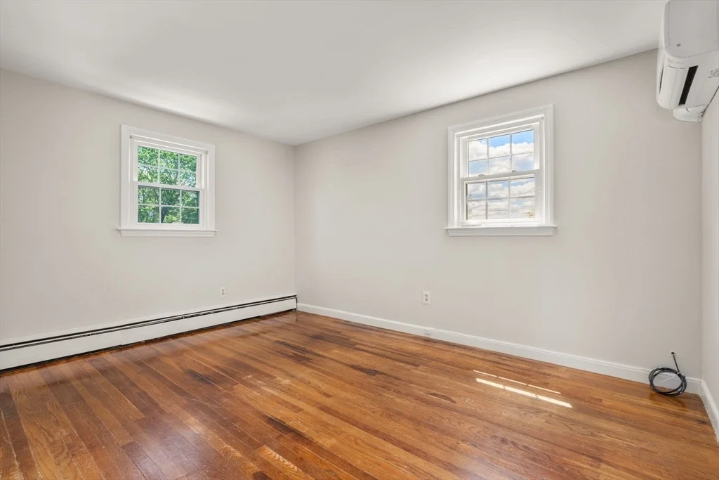 Photo of 8 Sunset Drive
