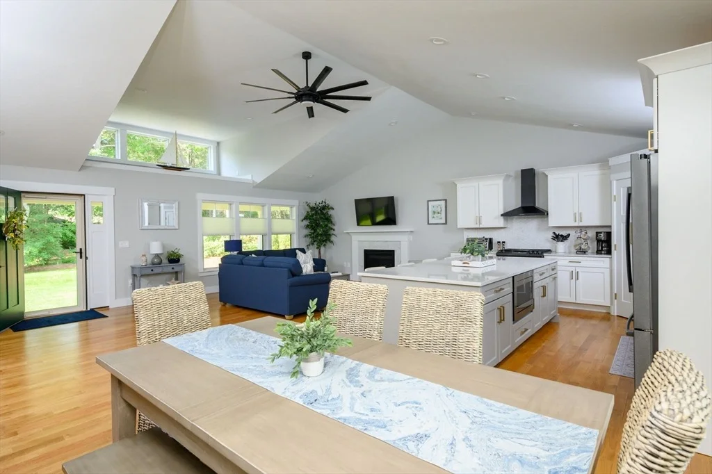 Photo of 14 Valley Brook Rd