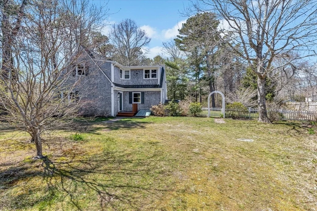 Photo of 12 Snake Pond Rd