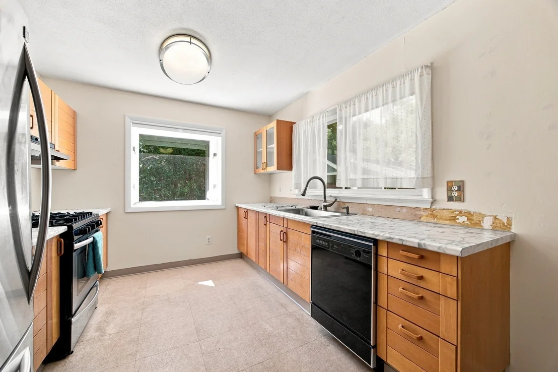 Photo of 40 Lake St.