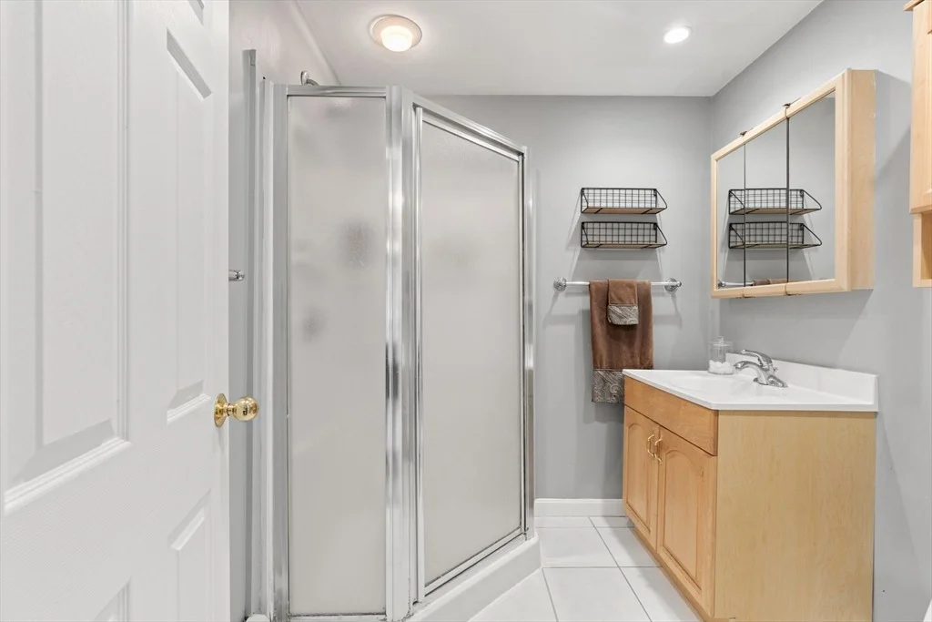 Photo of 7 Gloria Circle