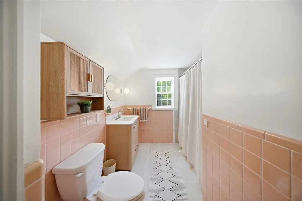 Photo of 46 Willard Rd