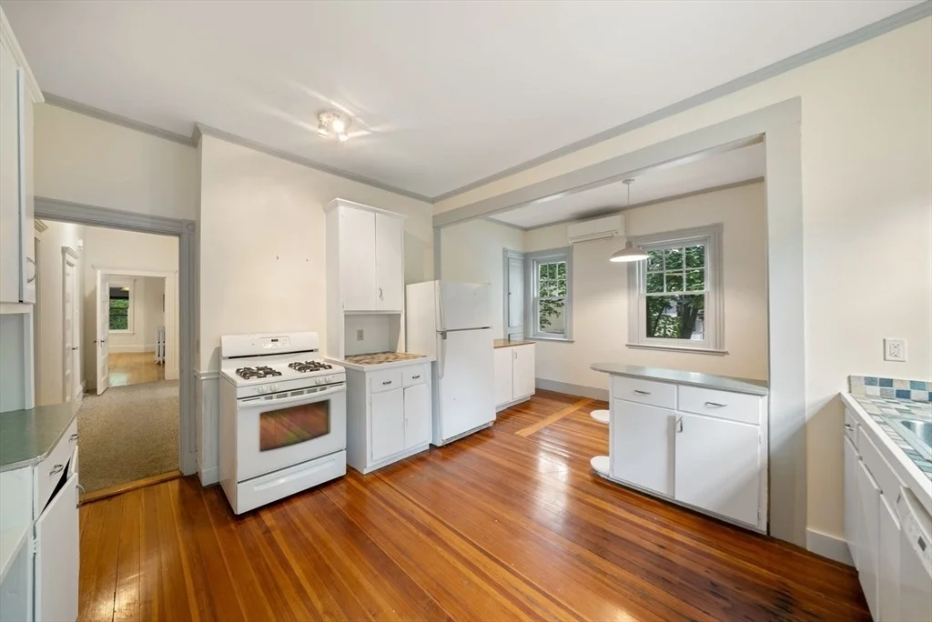 Photo of Unit 2 at 179 Rawson