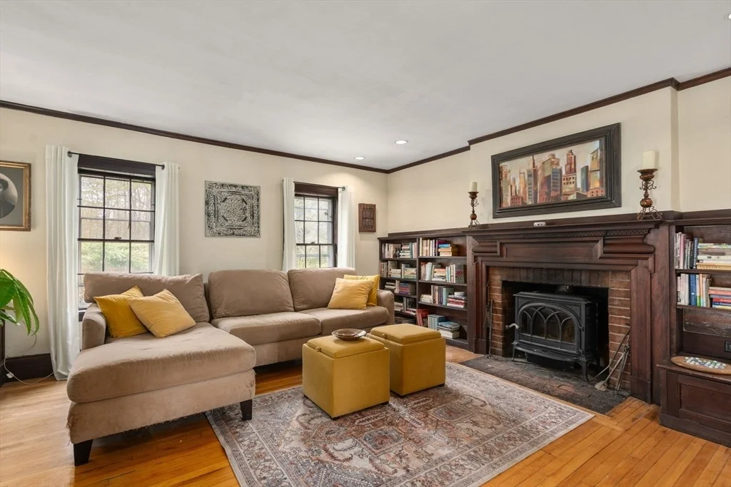 Photo of 187 Mill St