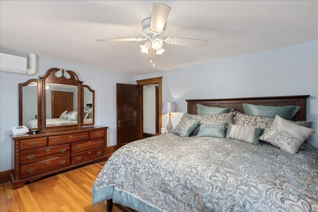 Photo of 66 Edgemere Rd