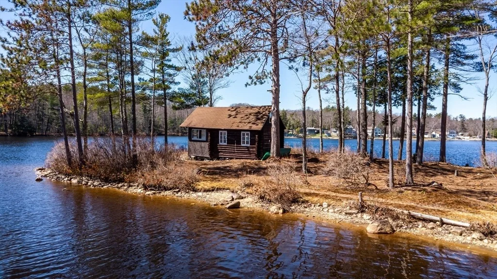 Photo of 11&7&8 Brown's Lake Road